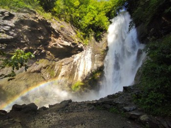 Водопад Махунцети после дождей